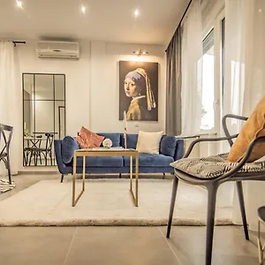 https://apollos-apartment-on-radio-city-midas-home.hotels-of-thessaloniki.com